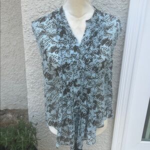 Lee Mathews Women's  Light Blue/Brown Design Pleat Sleeveless Silk Blouse Size 0